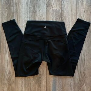 Lululemon In Movement Tight 25” - Black